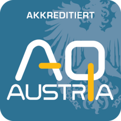 Schriftzug "Akkreditiert AQ Austria", im Hintergrund das österreichische Wappentier (Adler)