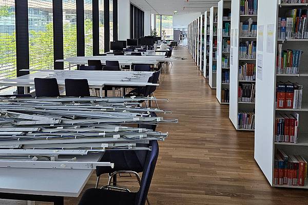 Einblick in die Umbauarbeiten der Bibliothek. 