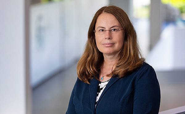 Portraitfoto Sabine Schweiger