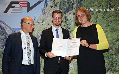 Studierender mit Auszeichung