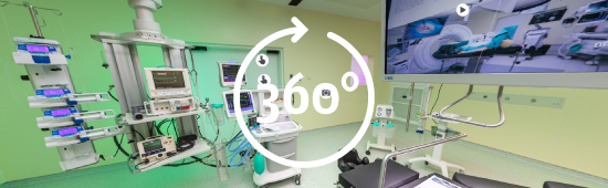 Operationssaal-Innovation Center der F H Campus Wien von einem Kreis mit Pfeil und 360 überlagert