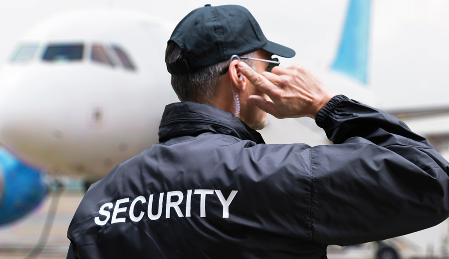 Security Mitarbeiter © shutterstock