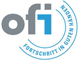 Das Logo der Österreichisches Forschungsinstitut für Chemie und Technik ist zu sehen. Die Buchstaben O F und I sind in grau und hellblau dargestellt, in einem Halbkreis daneben steht geschrieben: Forschritt in guten Händen.