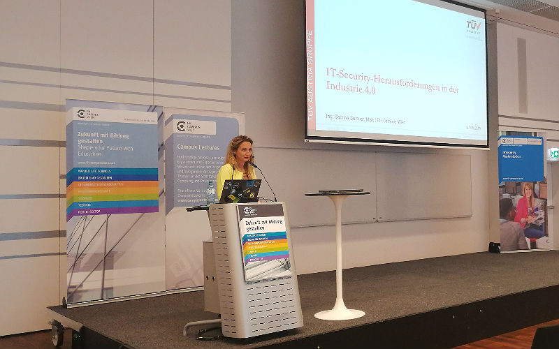 Sabrina Semper von der TÜV TRUST IT bei der Campus Lecture IT-Security Sabrina Semper von der TÜV TRUST IT bei der Campus Lecture IT-Security