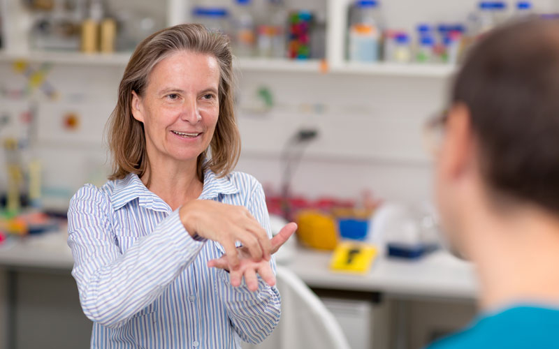 Die Forscherin Ines Swoboda in ihrem Labor ©Hochschule Campus Wien/Schedl