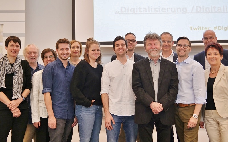 Gruppenfoto Vortragende Spring School 2018