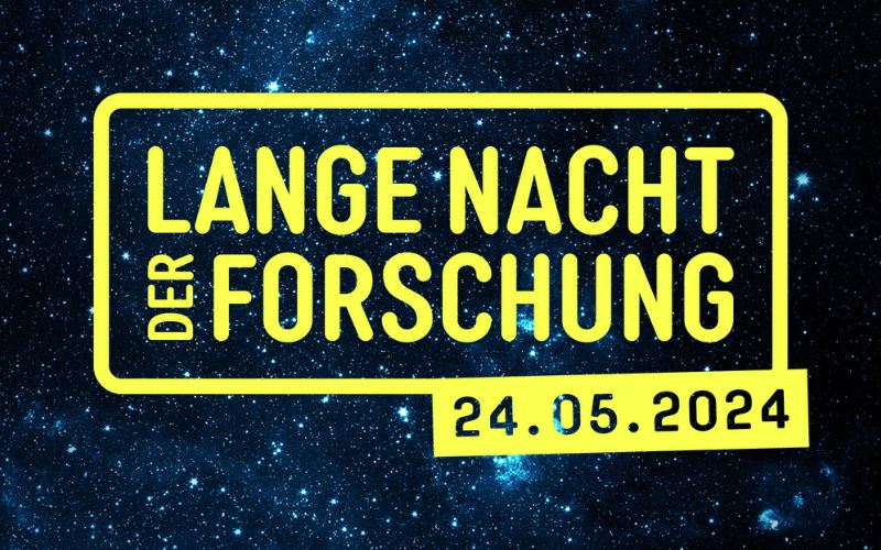 Auf einem Sternenhimmel steht Lange Nach der Forschung und 24.5.2024 geschrieben