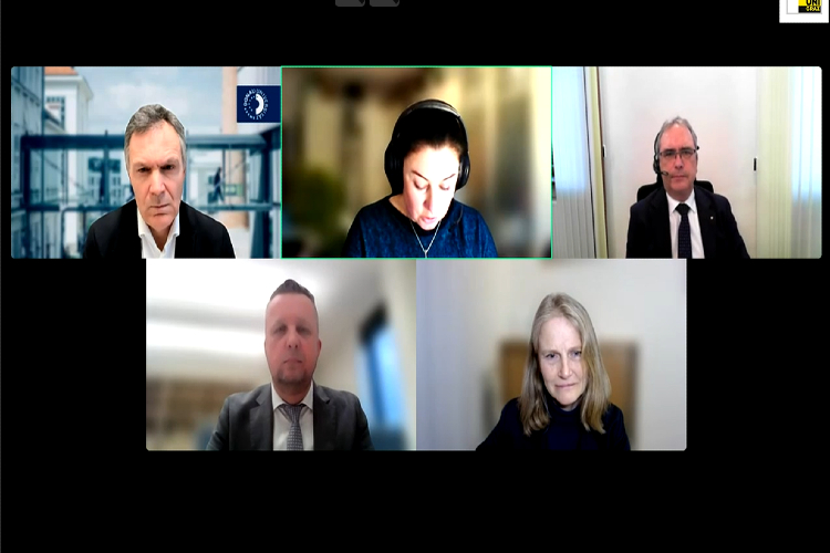 © Hochschule Campus Wien Screenshot aus der Podiumsdiskussion.